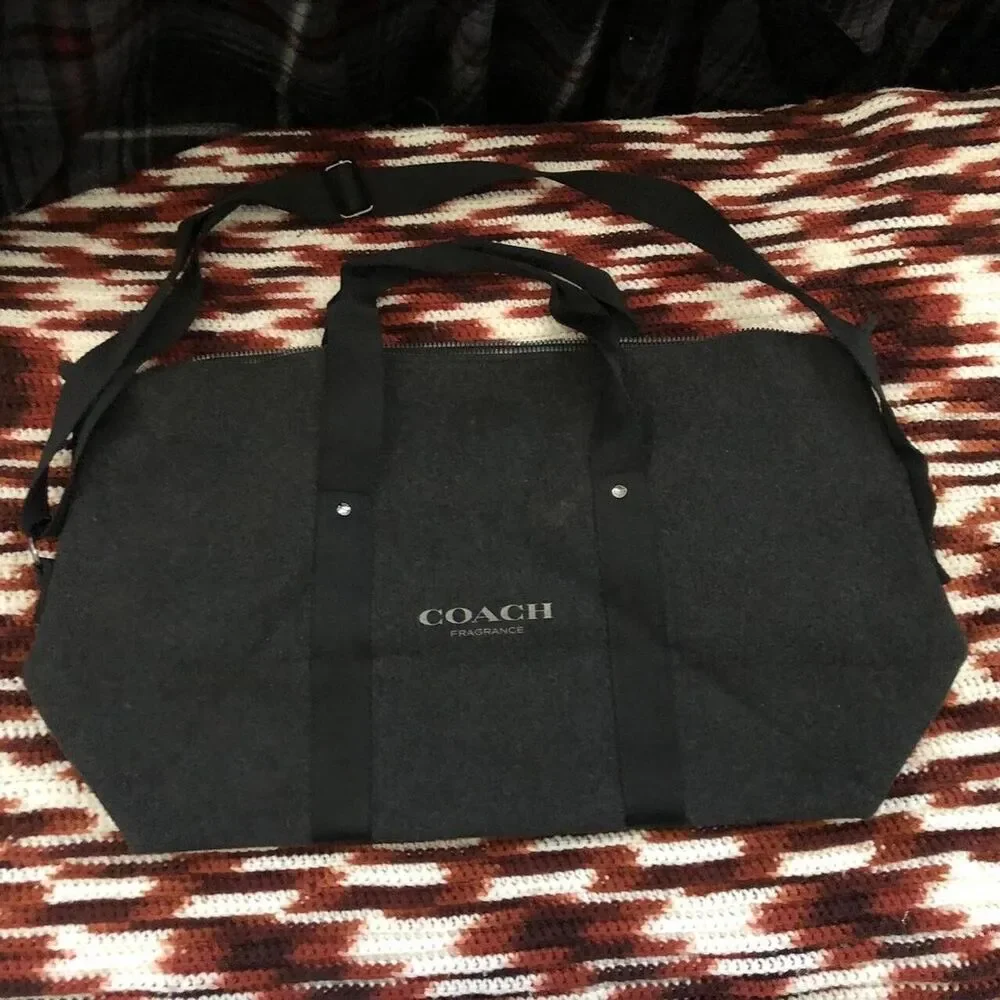 Coach Fragrance Duffle black Weekender Carry-on Gym Shoulder Hand Bag Crossbody - Picture 2 of 8